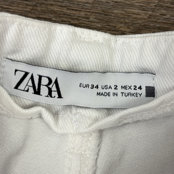 Zara Women’s White High Rise Wide Leg Jeans Size 2 - Picture 3 of 10